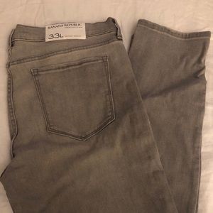 Banana Republic Gray skinny jeans - 33L